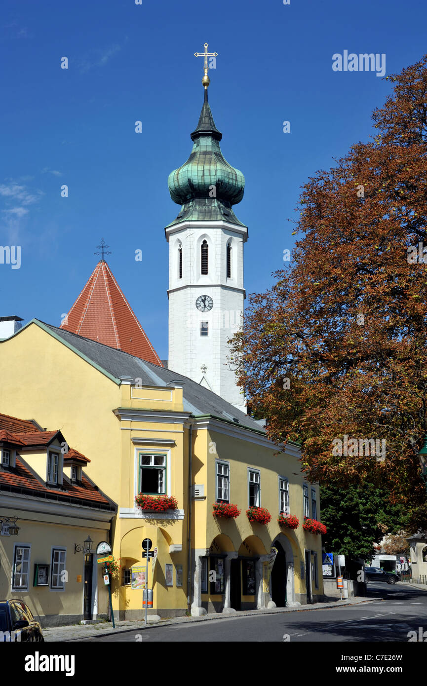 Grinzing, Heiliges Kreuz church, Grinzing, Vienna, Austria Stock Photo