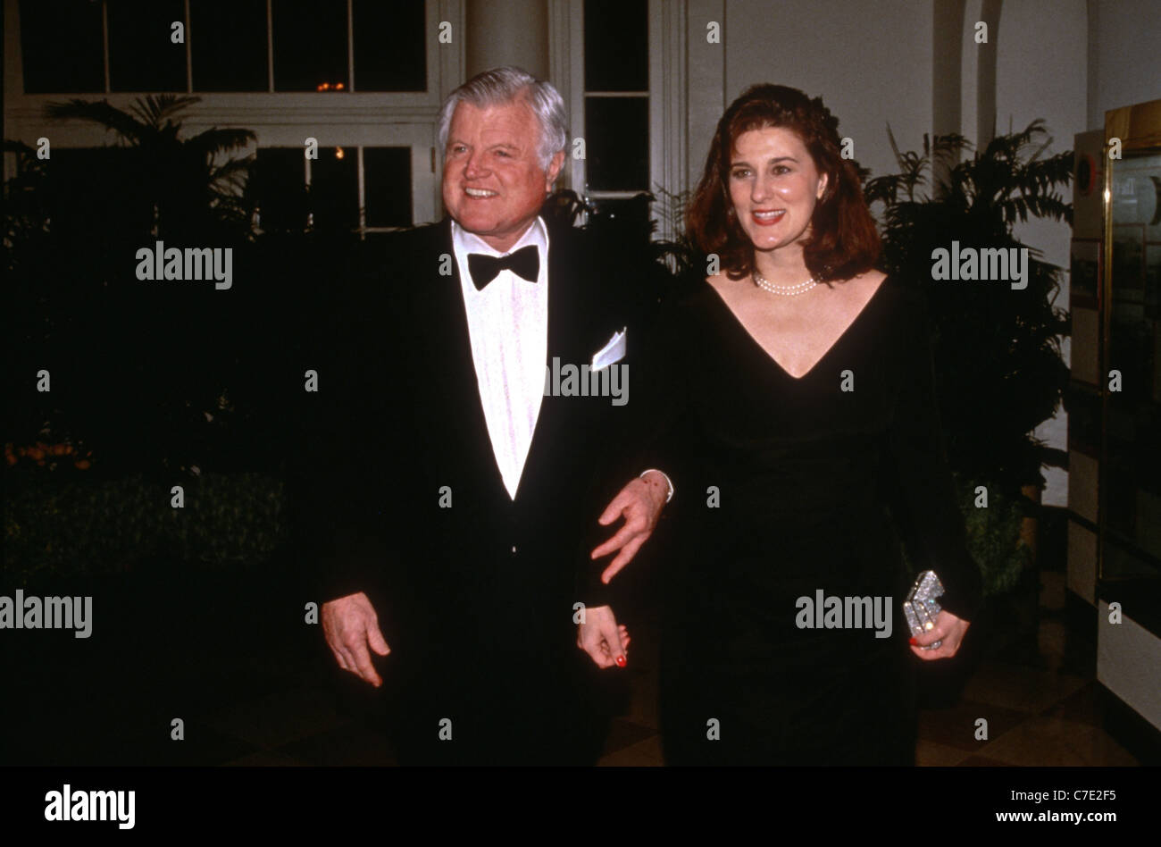 Senator Ted Kennedy and wife Victoria arrive for the state dinner for British Prime Minister Tony Blair at the White House Stock Photo
