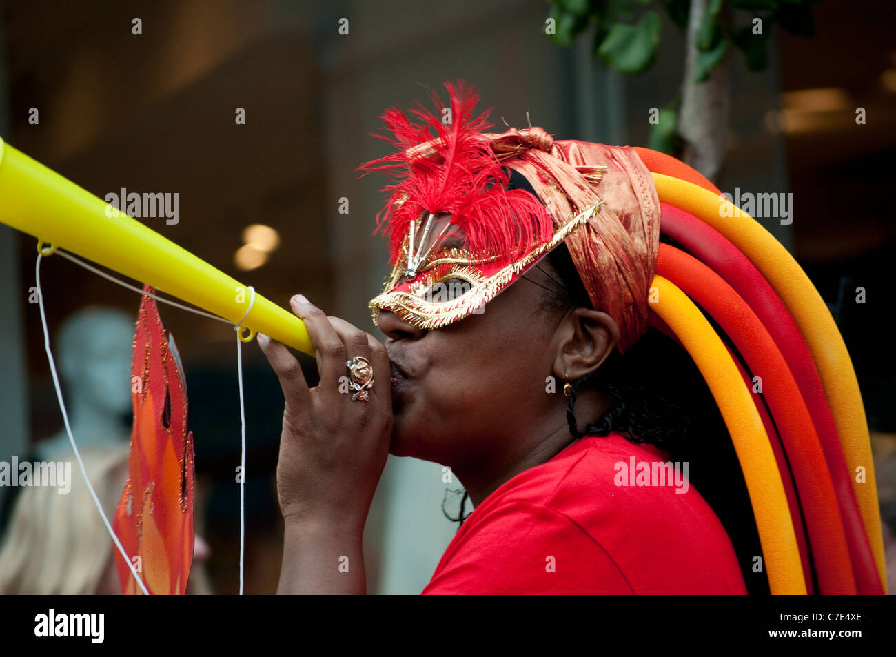 Carnival woman mask hi-res stock photography and images - Alamy