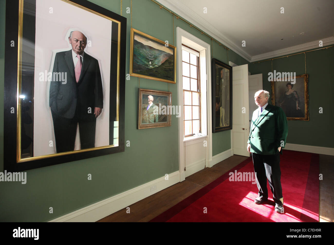 Chatsworth House Pictured is The Duke of Devonshire looking at a portrait of himself Stock Photo