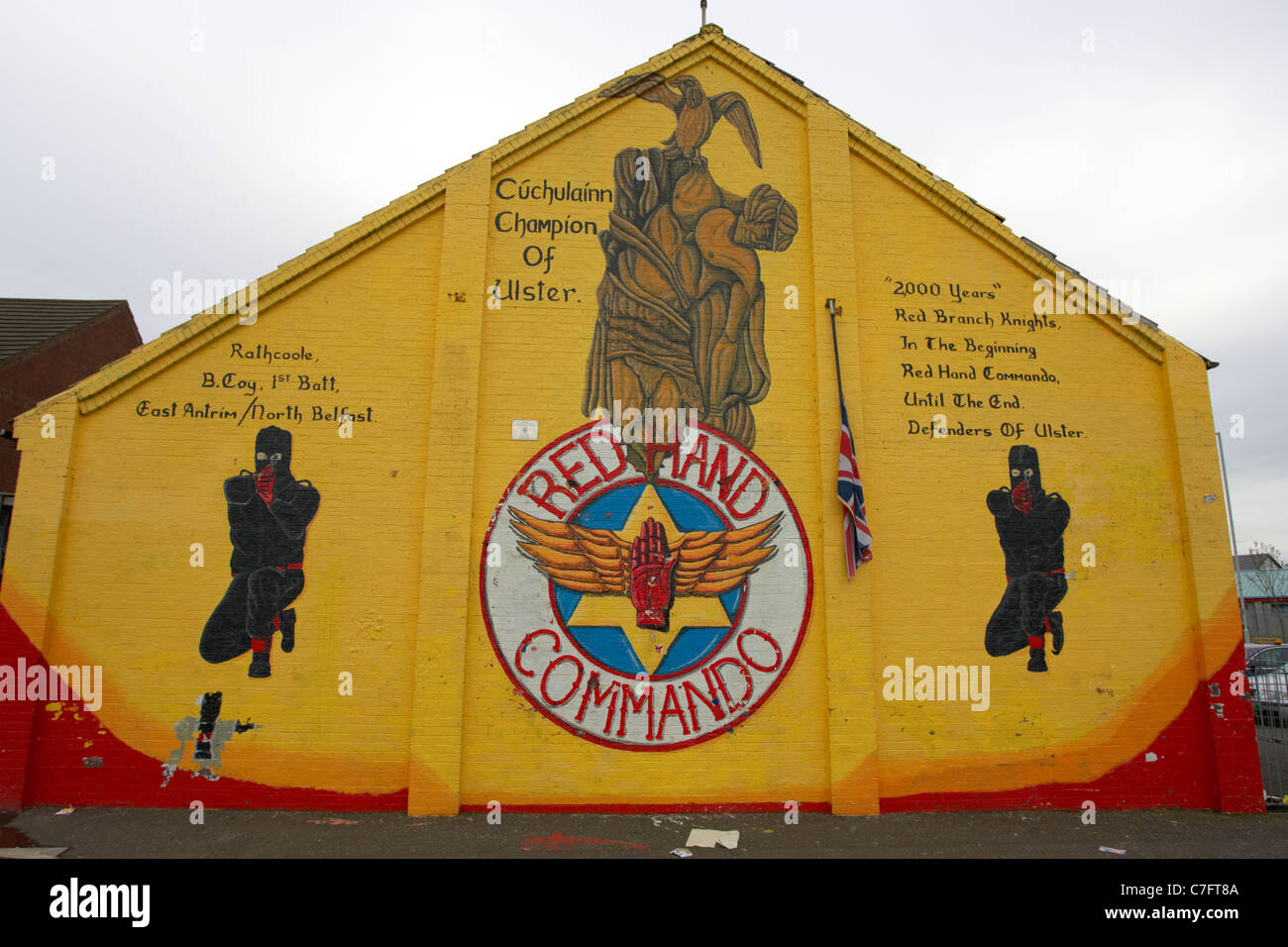 rathcoole red hand commando cuchulainn loyalist wall mural painting north belfast northern ireland Stock Photo