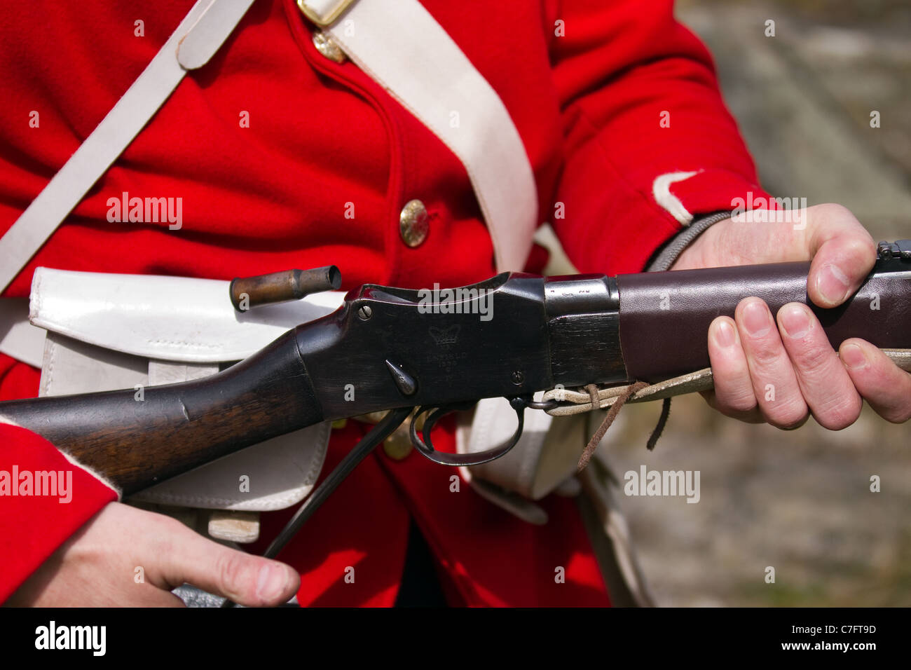 Victorian British army redcoat soldier holding Martini Henry breech ...