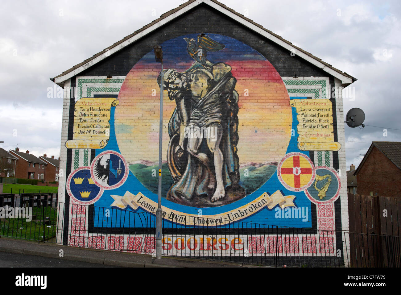 lenadoon saoirse freedom republican memorial cuchulainn wall mural