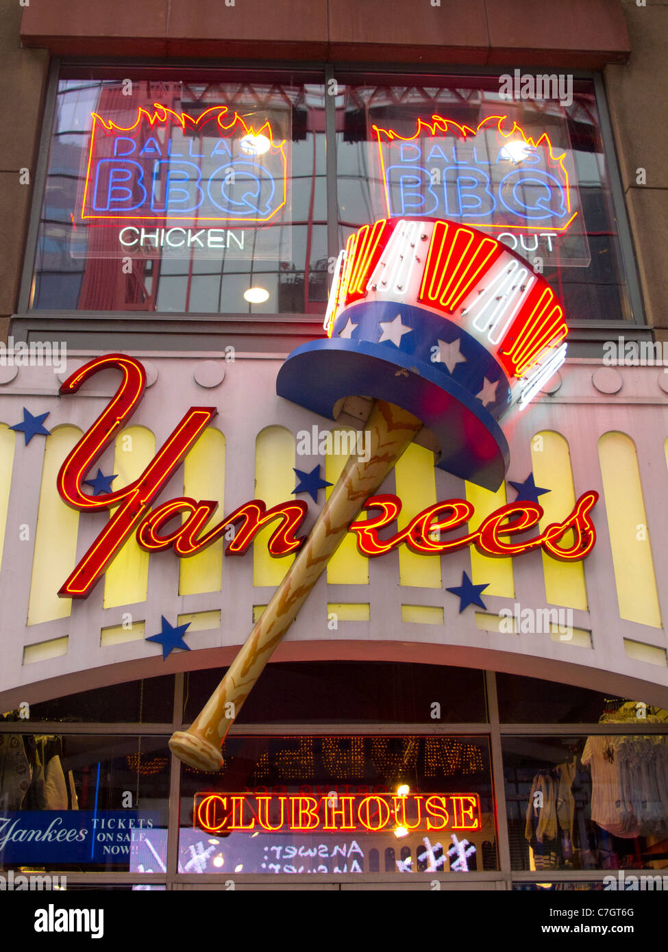 new york yankees club house store New York City USA Stock Photo - Alamy