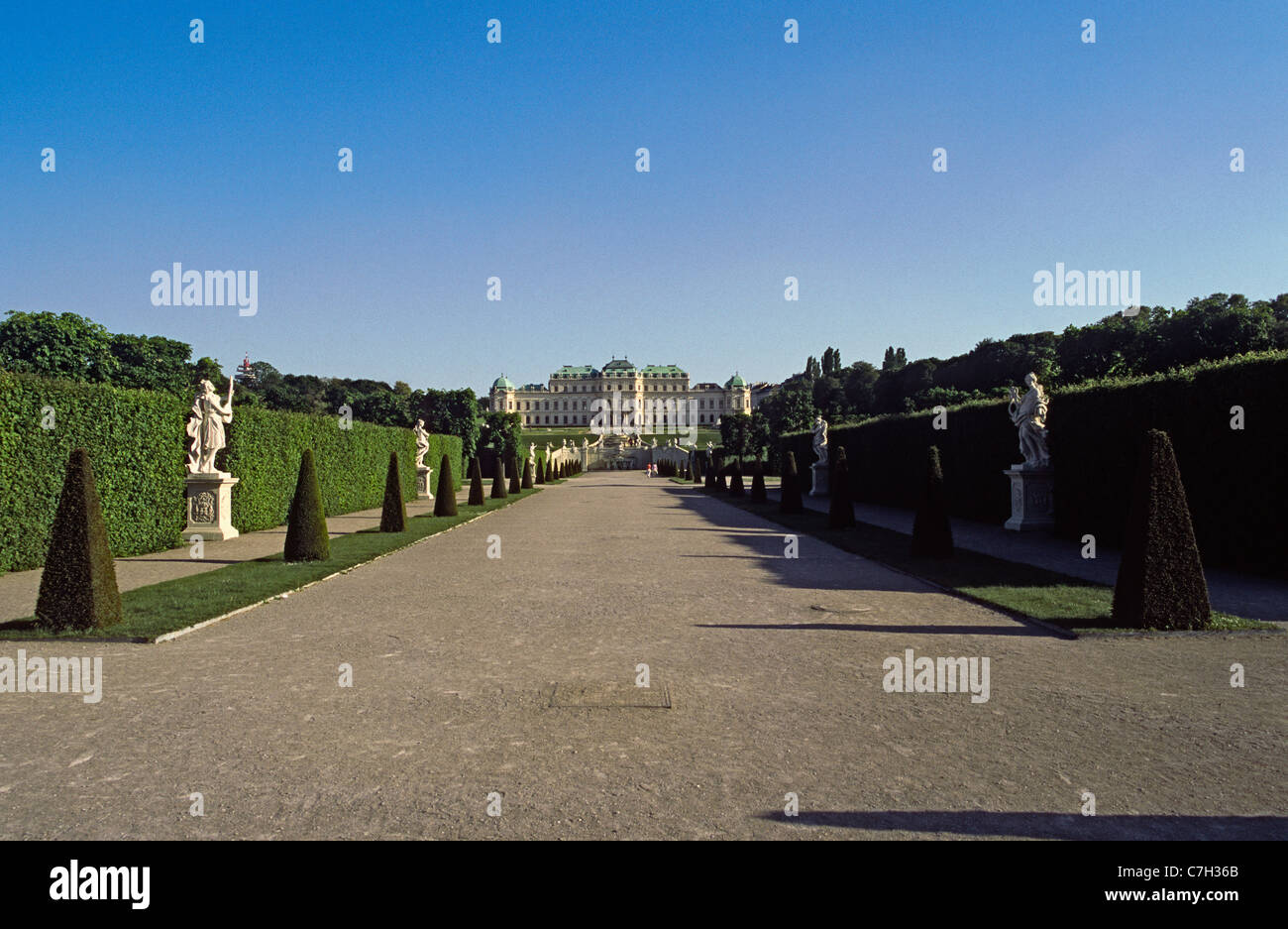 Austria, Vienna, view of long pathway entrance to Upper Belvedere palace Stock Photo
