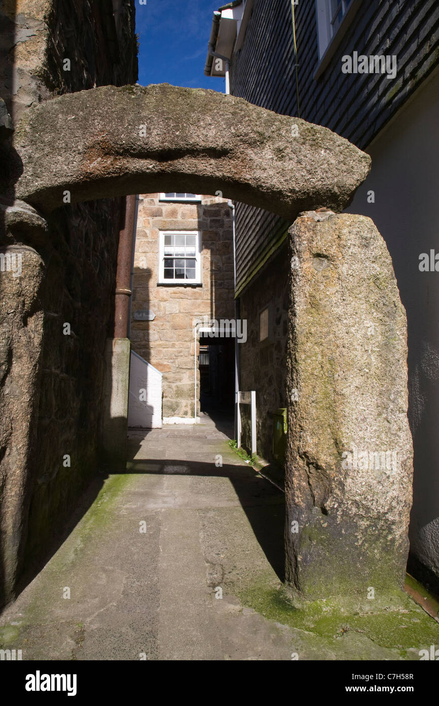 This arch marks the entry to Hick #39 s Court St Ives Cornwall Stock This arch marks the entry to Hick #39 s Court St Ives Cornwall Stock