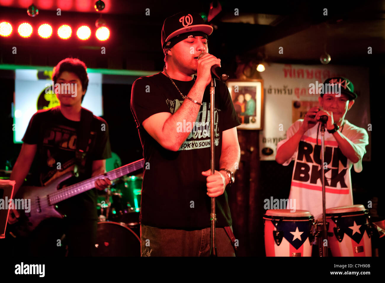 Band playing stage thailand hires stock photography and images Alamy