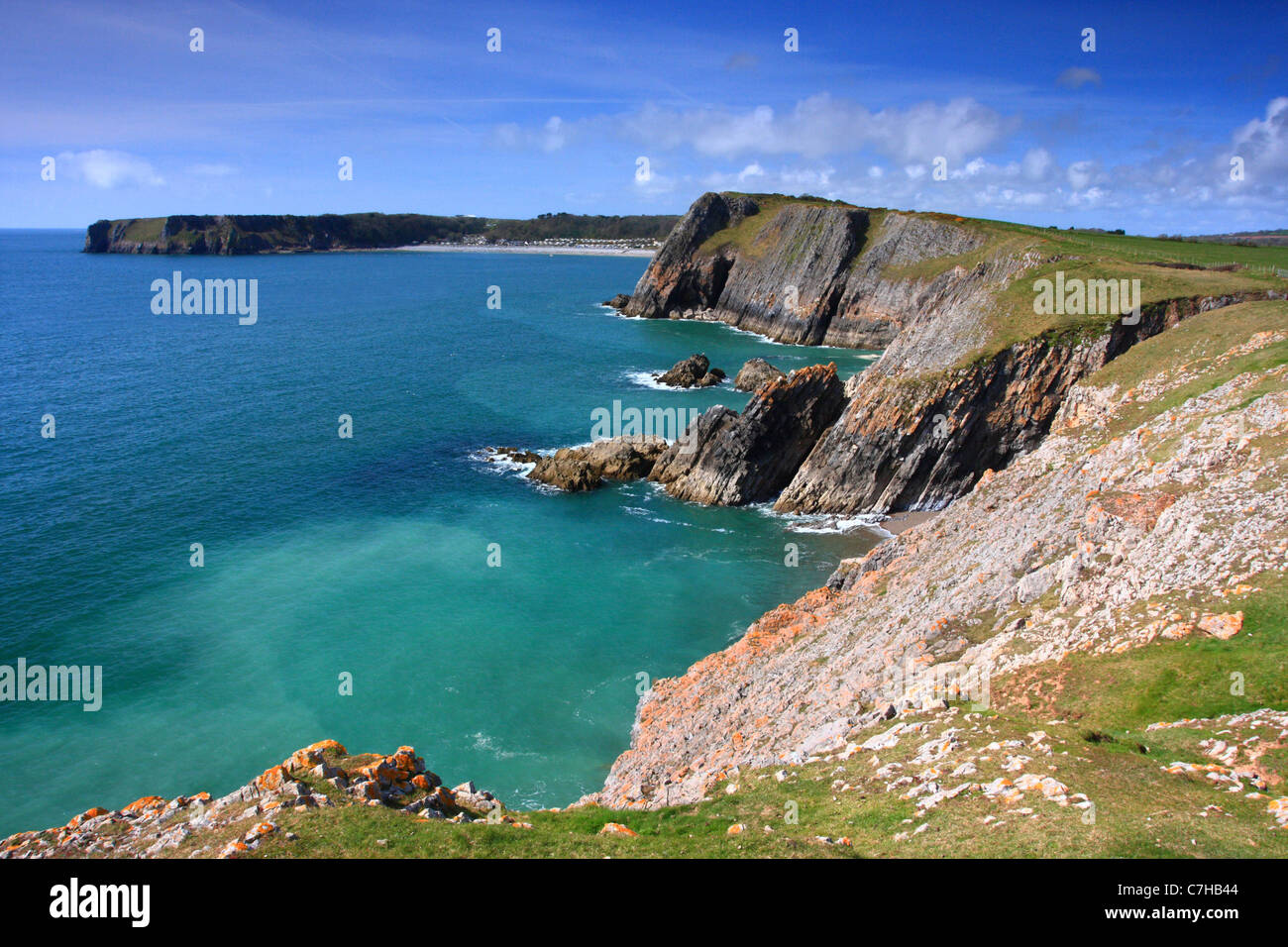 The rugged coastline near Penally with Lydstep in the distance, Pembrokeshire, South Wales Stock Photo
