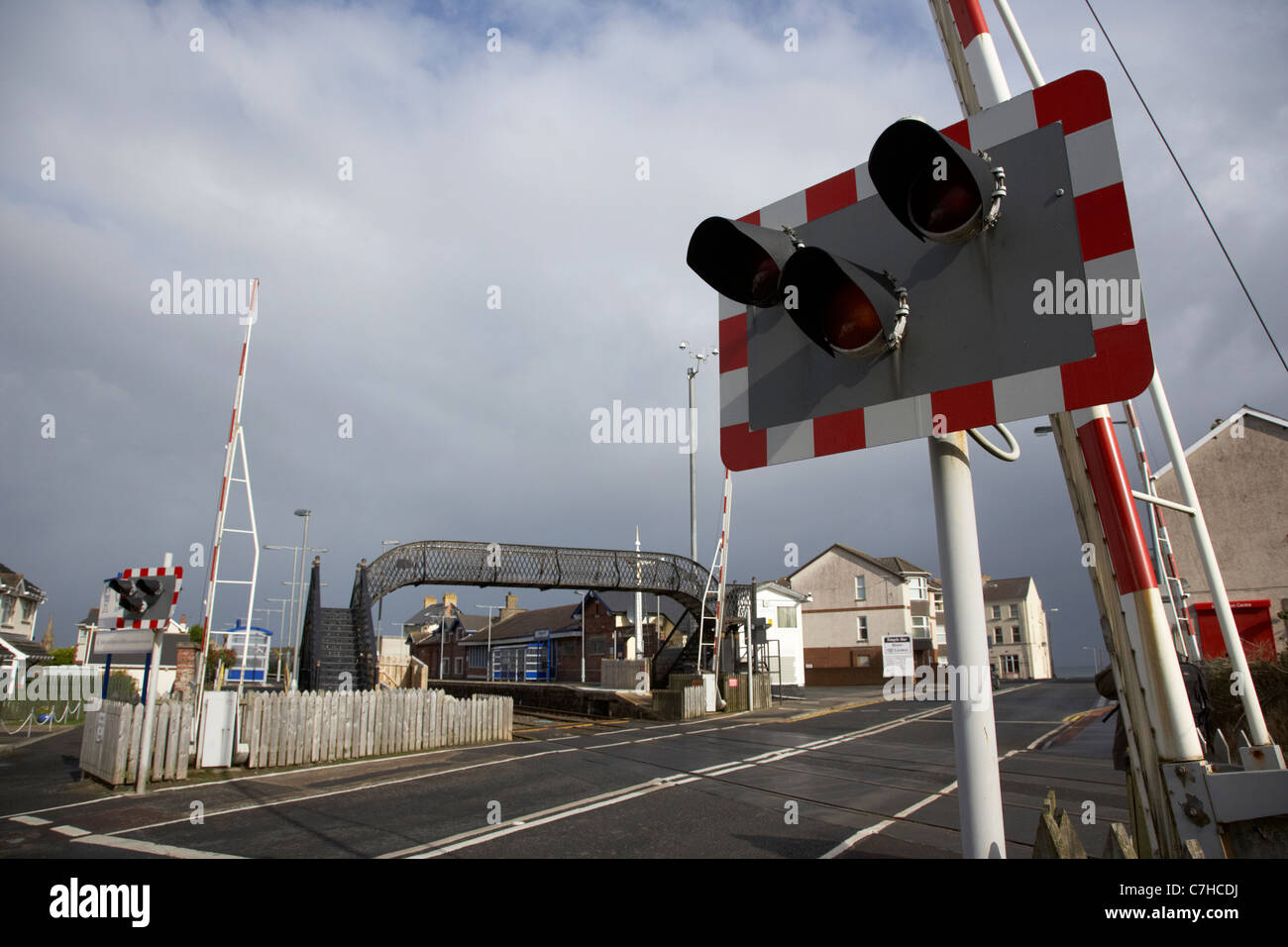 Level Crossing Lights Off At Castlerock Railway Station Northern Ireland Uk Stock Photo Alamy Level Crossing Lights Off At Castlerock Railway Station Northern Ireland Uk Stock Photo Alamy