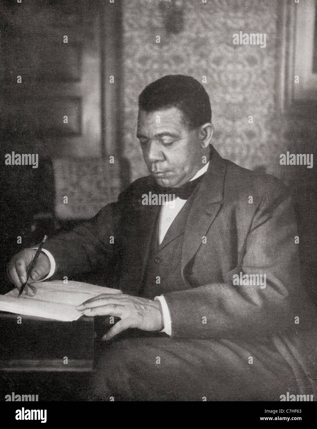 Booker Taliaferro Washington, 1856 – 1915. African American civil rights leader, educator, author, orator and political leader Stock Photo