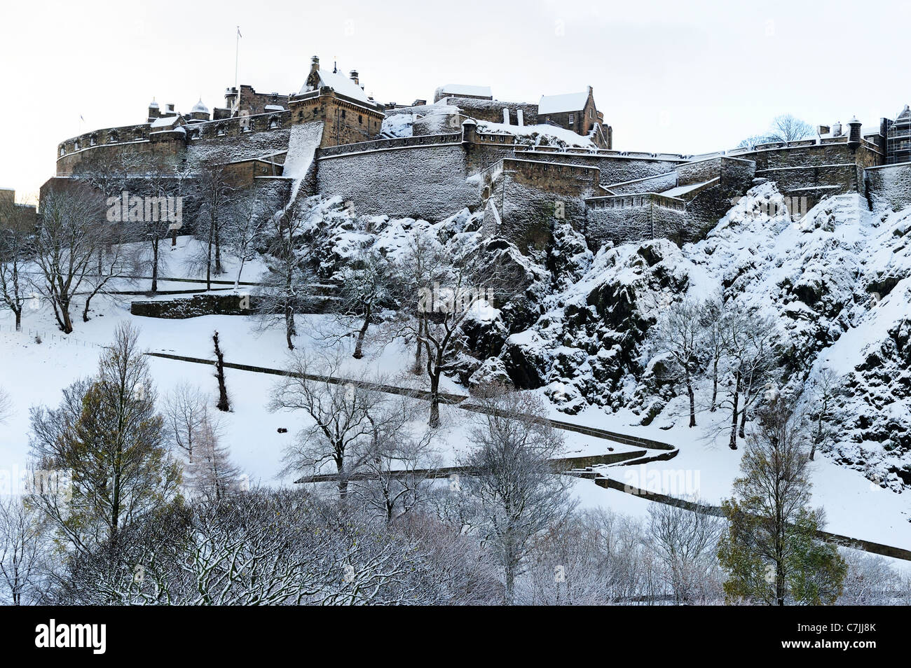 Edinburgh Castle in the snow from Princes Street, Edinburgh, Scotland Stock Photo Alamy