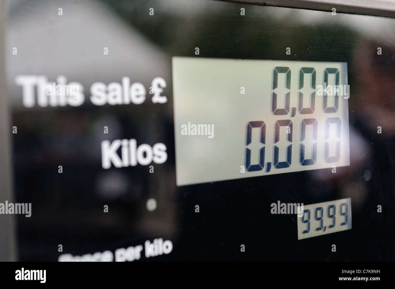 Closeup detail of a hydrogen fuel pump with measurement unit in kilograms Stock Photo