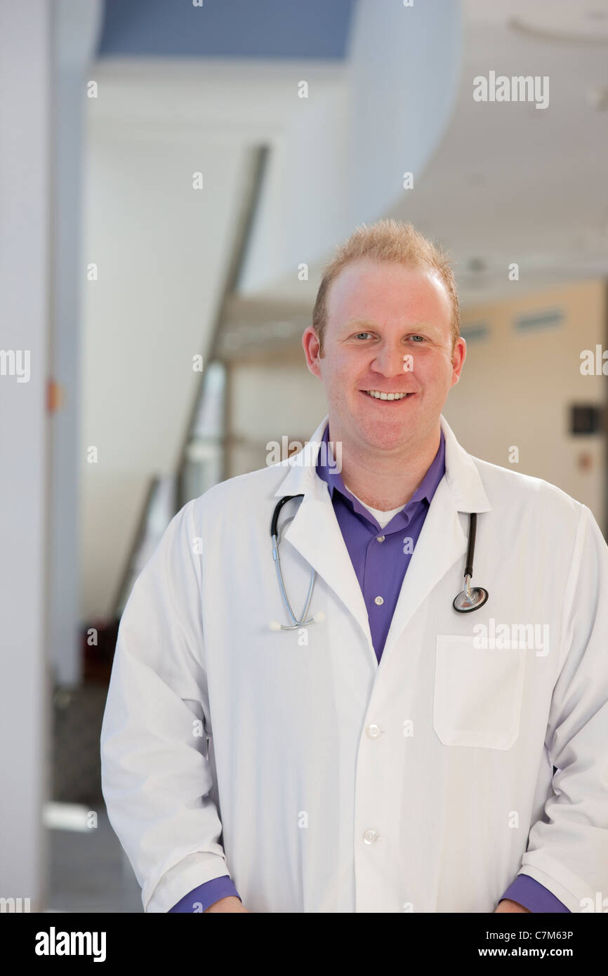 Doctor portrait usa hospital hi-res stock photography and images - Alamy