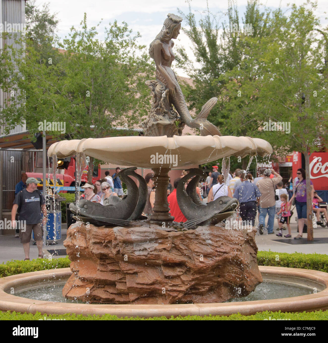fountains around hollywood studios orlando florida Stock Photo Alamy