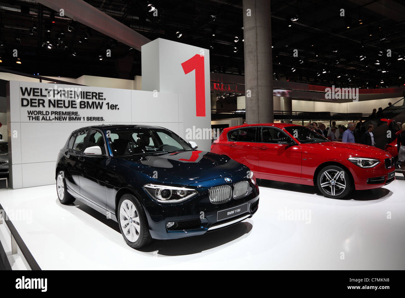 BMW 1 Series facelift makes global debut 