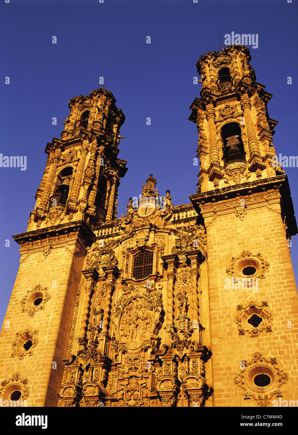 Santa Prisca Cathedral, Taxco de Alarcon, Mexico Stock Photo - Alamy