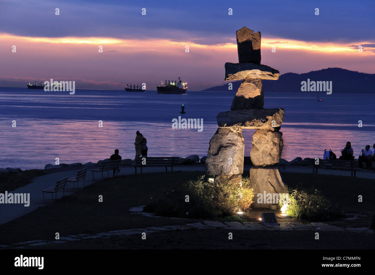 Inukshuk Statue at English Bay, Vancouver, BC Stock Photo Alamy