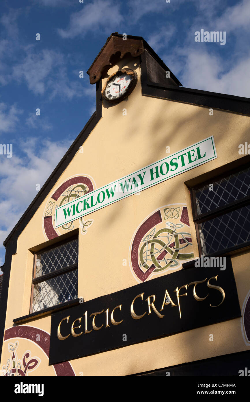 Ireland, Co Wicklow, Glendalough, Laragh, Wicklow Way Hostel above Celtic Crafts Shop Stock Photo