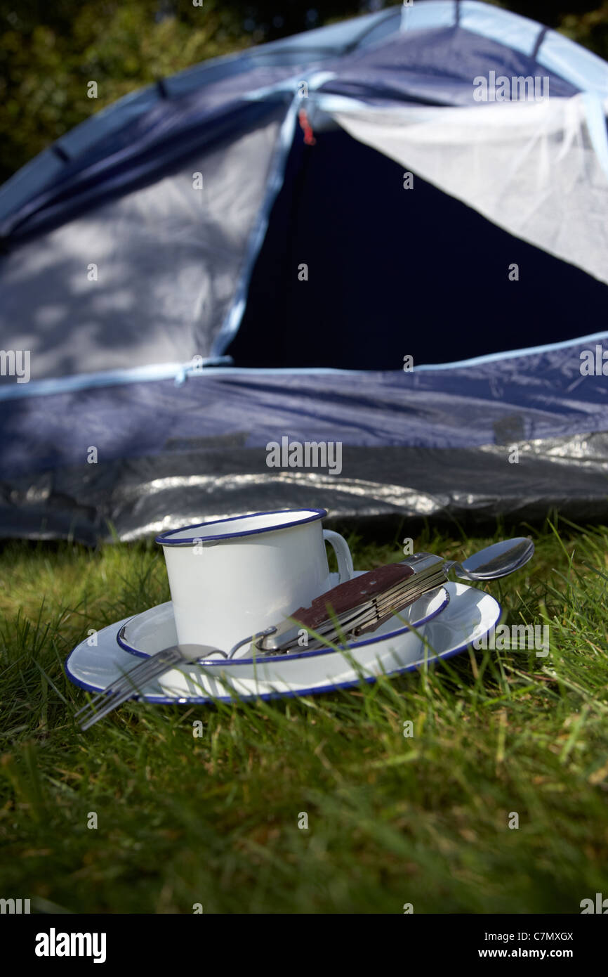 Tin bowl camp hires stock photography and images Alamy