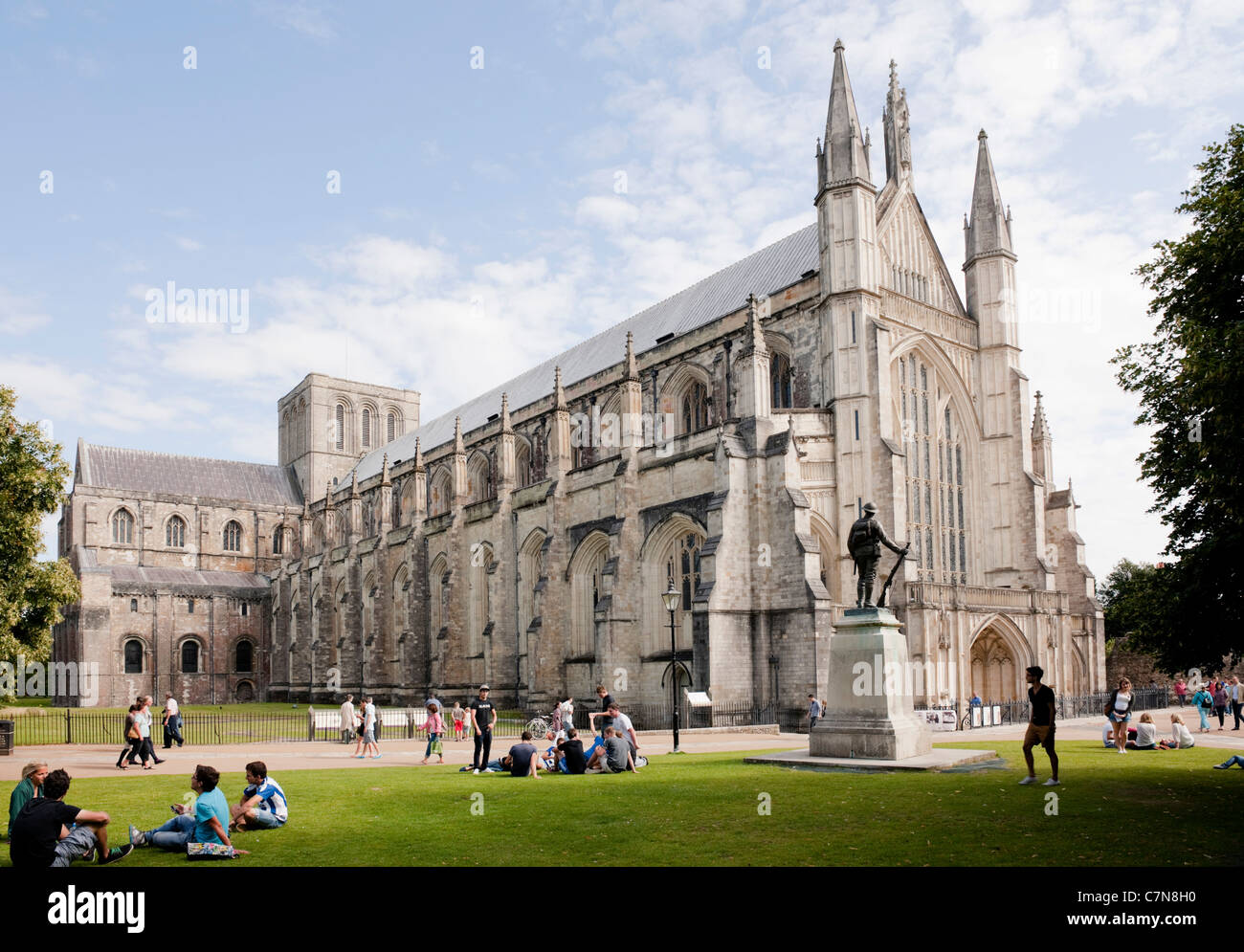 Winchester cathedral hi-res stock photography and images - Alamy
