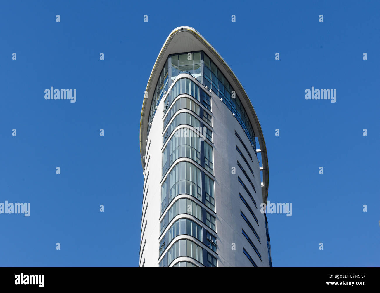 Luxury flats "Meridian Quay" apartments alongside the beach in