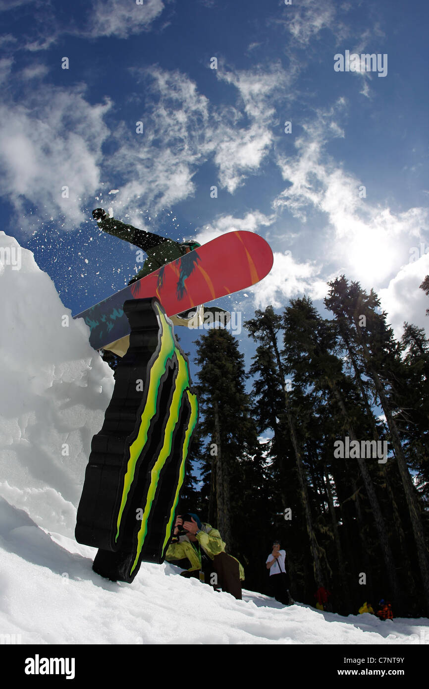 snowboard mogul race Stock Photo Alamy