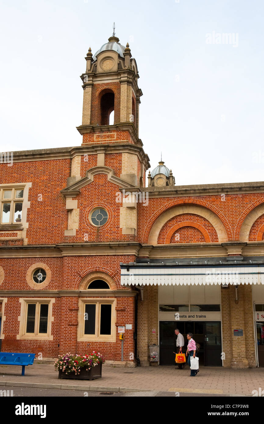 Victorian rail architecture hires stock photography and images Alamy