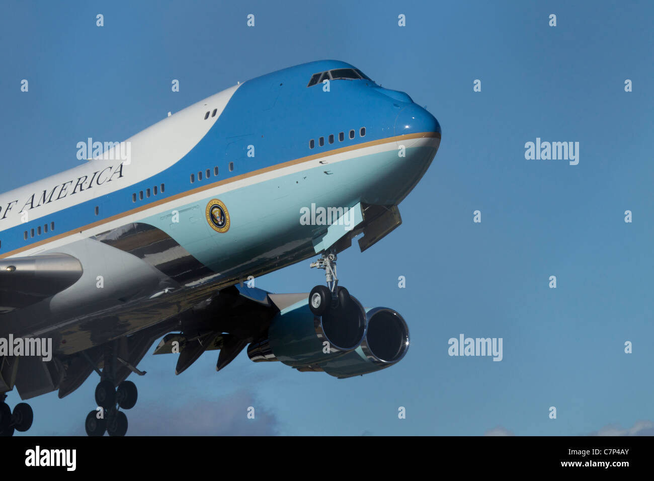 President Obama Departs from King County Airport/Boeing Field, Seattle, Washington on Air Force One, September 25, 2011 Stock Photo