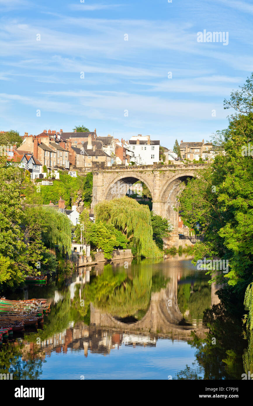 Railway Viaduct over the river Nidd in Knaresborough, North Yorkshire. Stock Photo