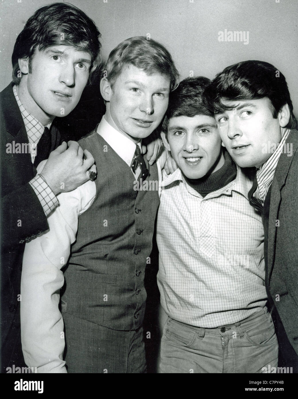 THE SEARCHERS UK Pop Group In January 1965. From Left: Chris Curtis ...