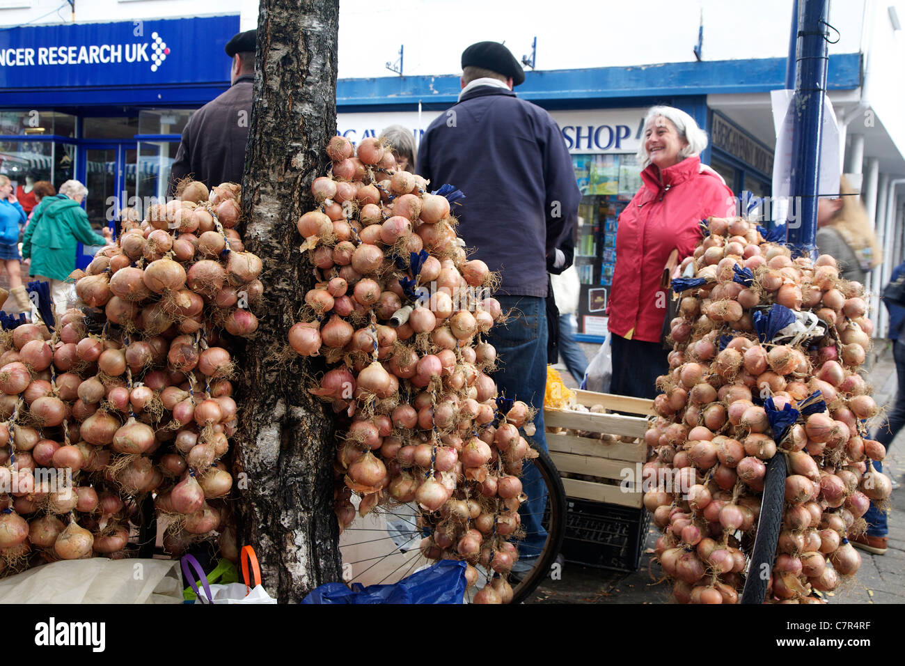 French onion sellers hires stock photography and images Alamy