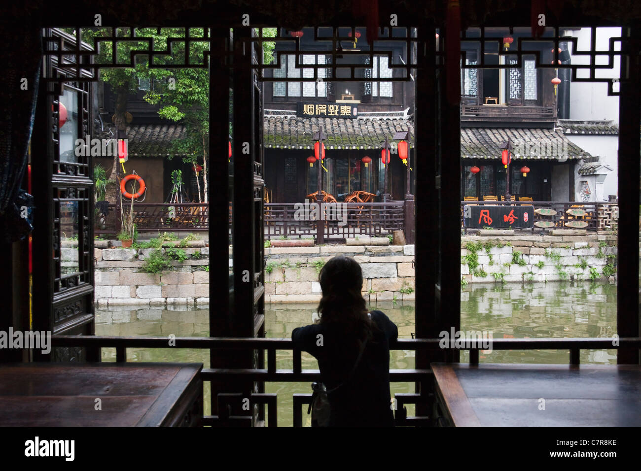 Long corridor and old residence along the Grand Canal, Xitang, Zhejiang Province, China Stock Photo