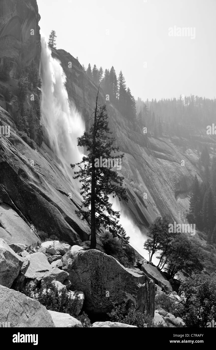 Nevada Fall pours over a cliff. Yosemite National Park, California, USA. Stock Photo