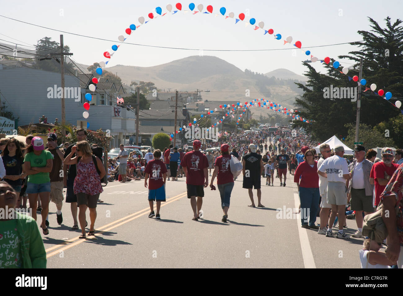 Fourth of july parade hires stock photography and images Alamy