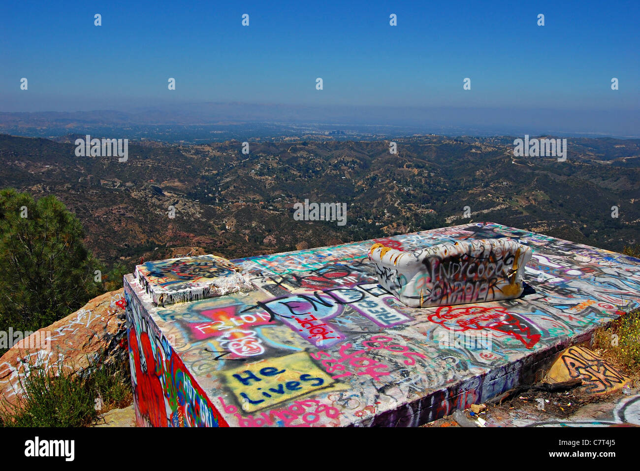 Graffiti, Stunt Road, Calabasas, California Stock Photo Alamy