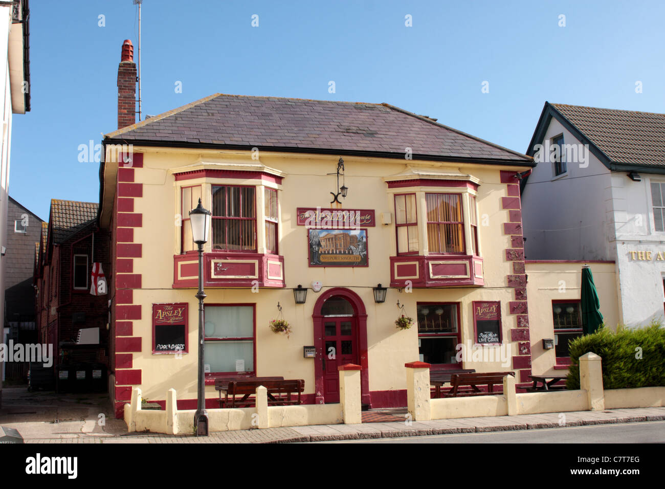 The Apsley House pub Auckland Road Southsea Portsmouth UK Stock Photo Alamy