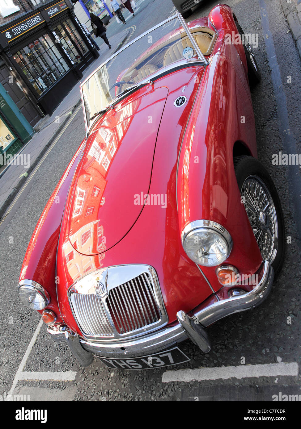 Mg mga 1600 hi-res stock photography and images - Alamy