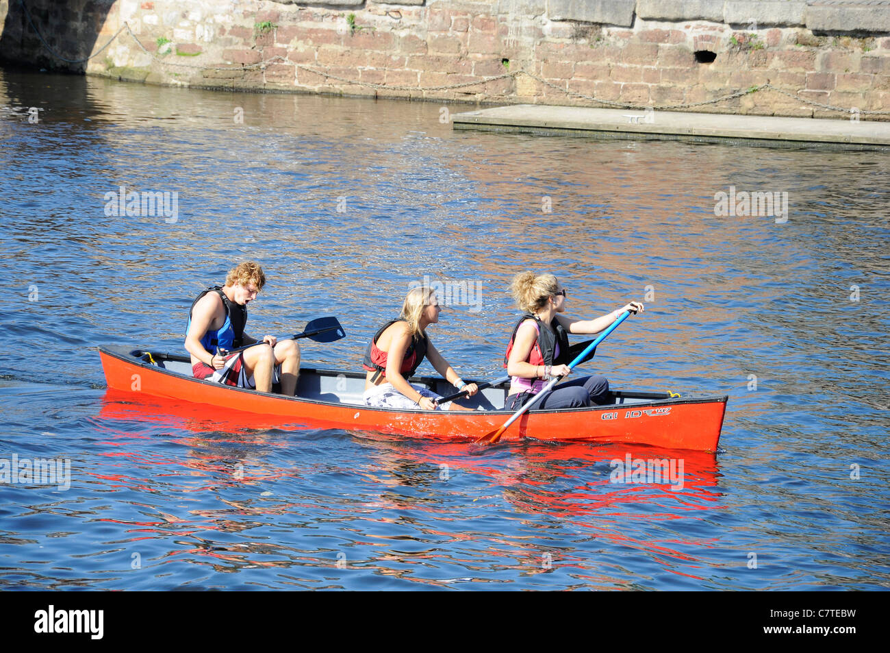 People paddling Canoe in the River Exe at Exeter Quay Stock Photo Alamy