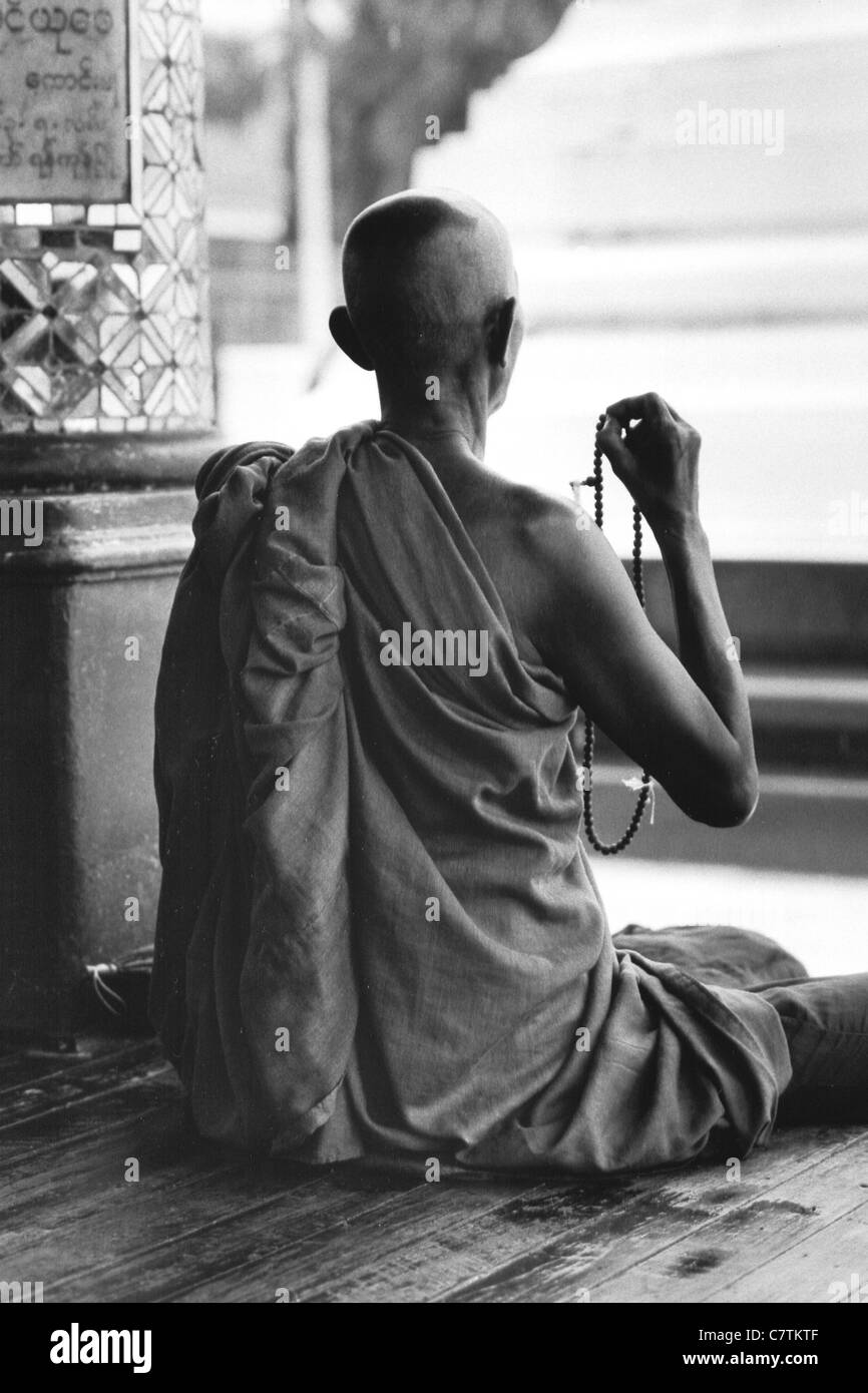 Myanmar (Burma), Yangon, monk in the Shwedagon Pagoda Stock Photo