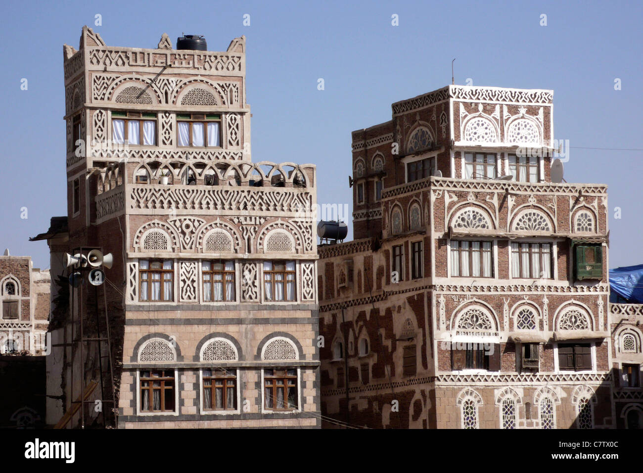 Yemen, Sanaa, typical houses Stock Photo Alamy