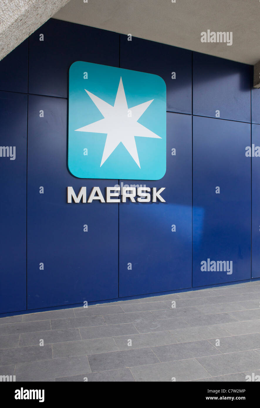 Maersk logo on side of building Stock Photo