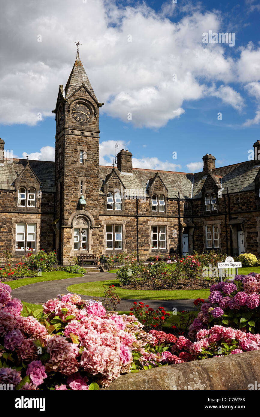 Harrogate, Rogers Square Almshouses, gift of the philanthropist