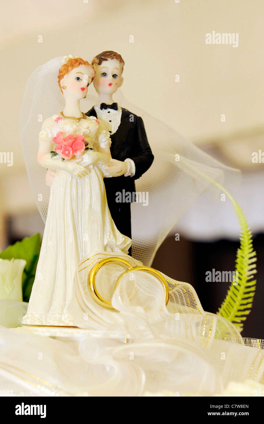 Bride and groom figurines Stock Photo