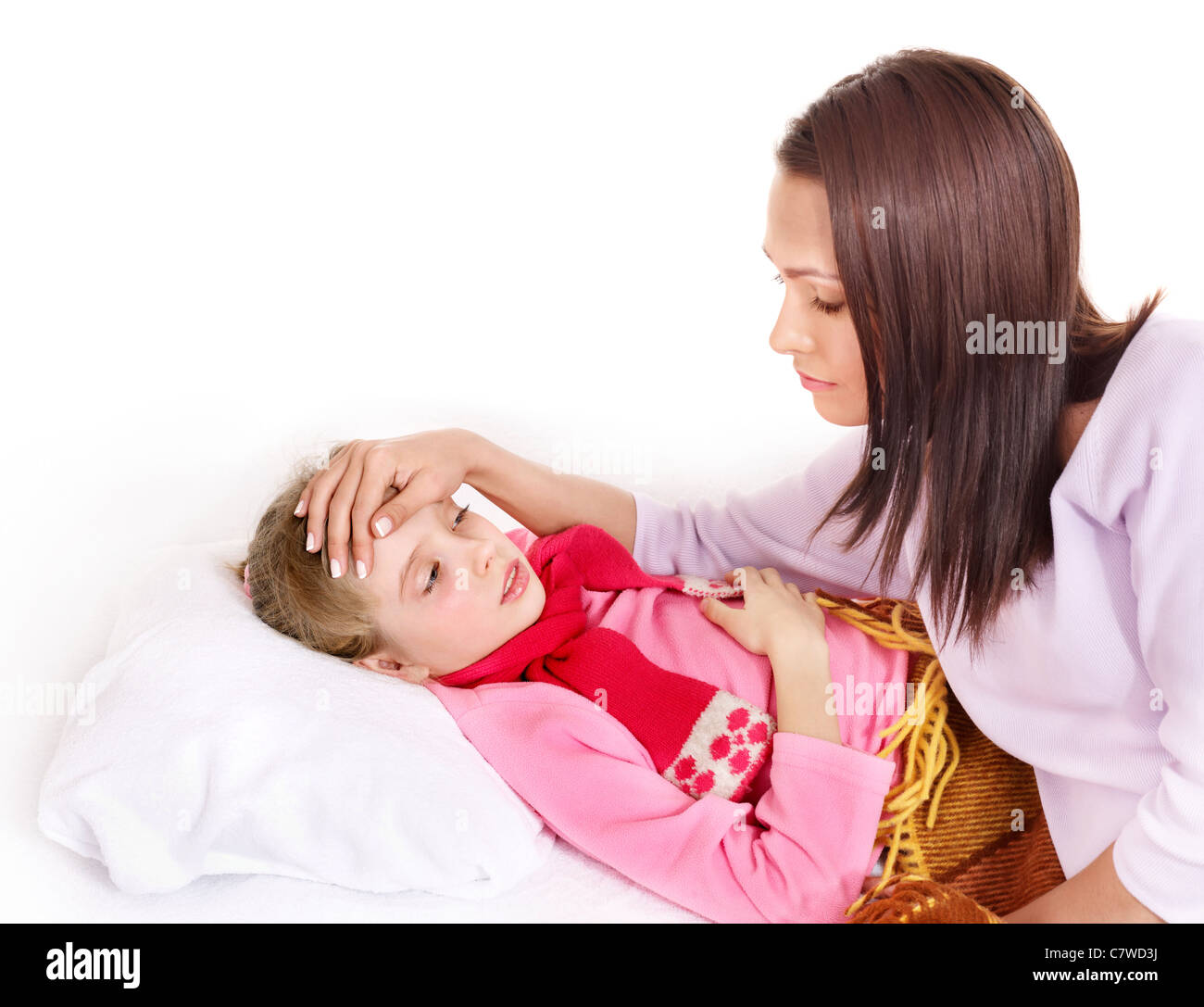 Мама помогла больному сыну. Мама трогает лоб ребенка. Простуженный ребенок фото. Потрогать лоб при температуре. Трогать лоб Дочки.