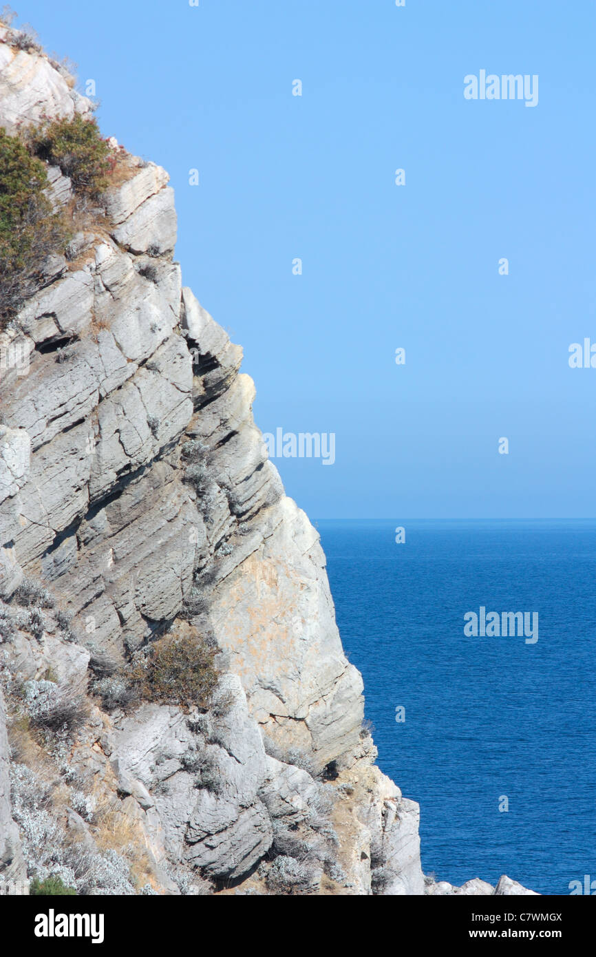 Rock sky sea hi-res stock photography and images - Alamy