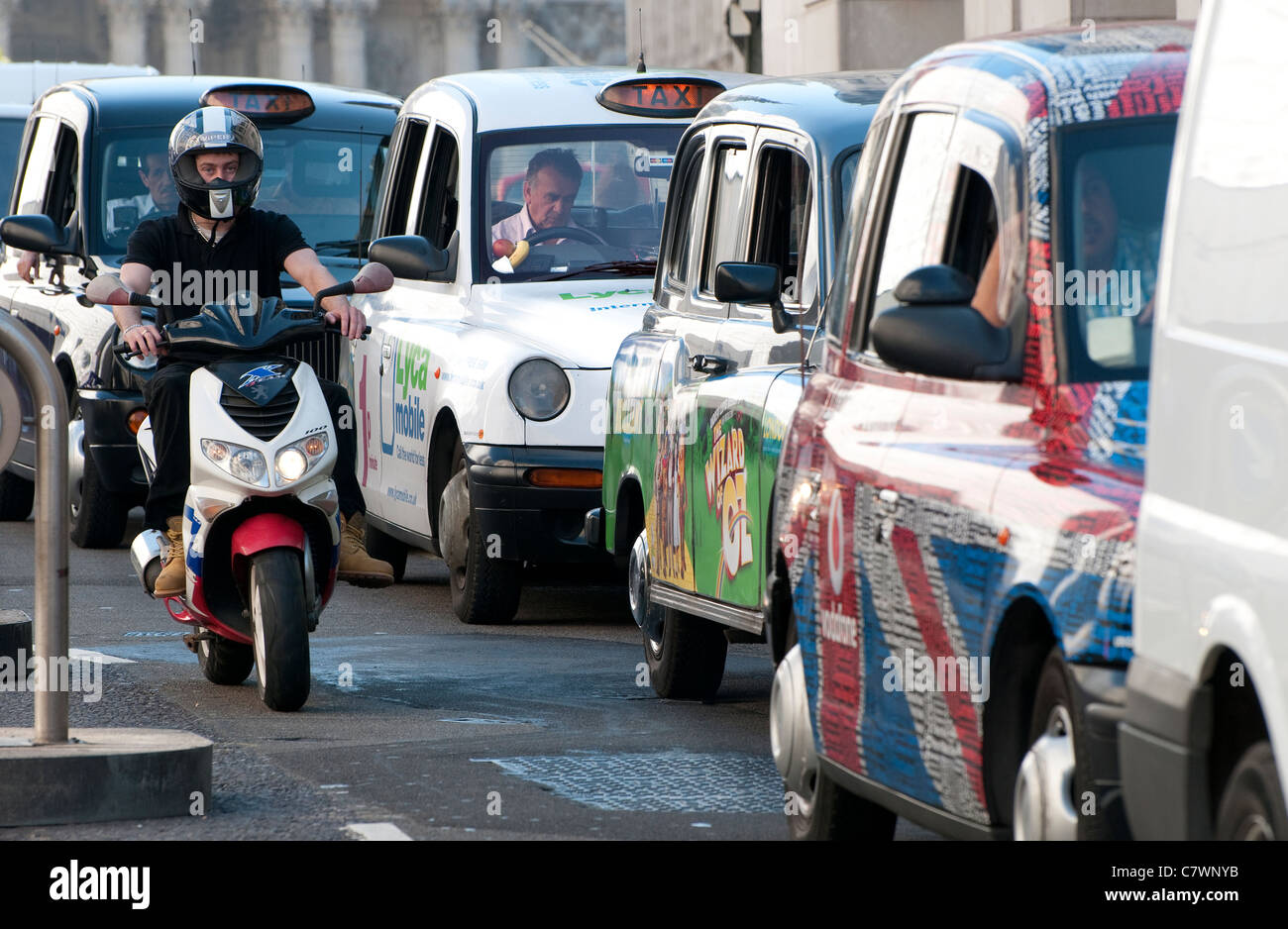 Traffic congestion london hi-res stock photography and images - Alamy