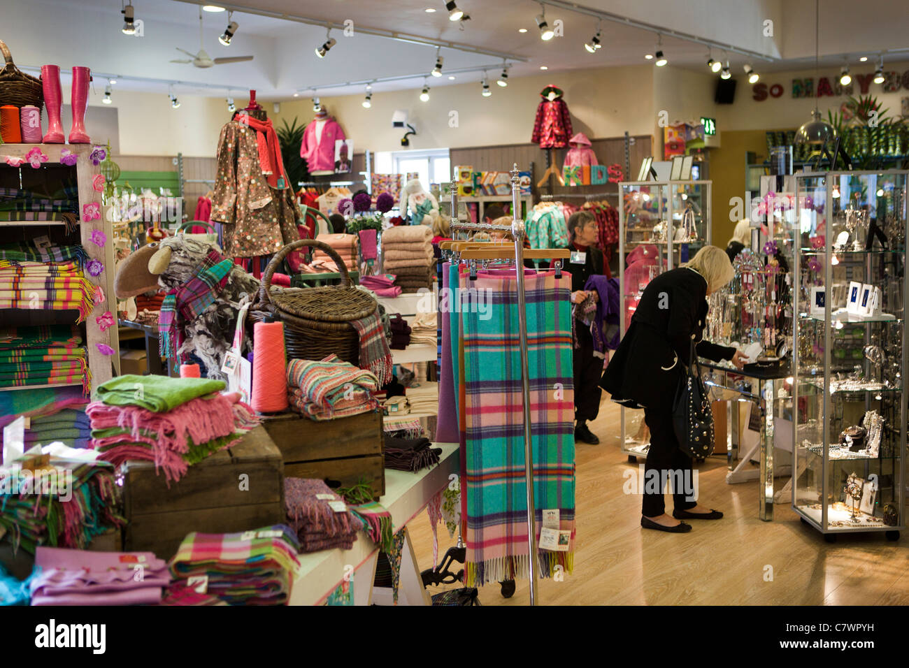 Ireland, Co Wicklow, Avoca Handweavers Mill, tourists in wellstocked