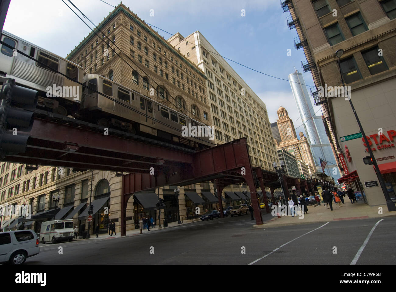 The El train  on Wabash Ave in Chicago Stock Photo