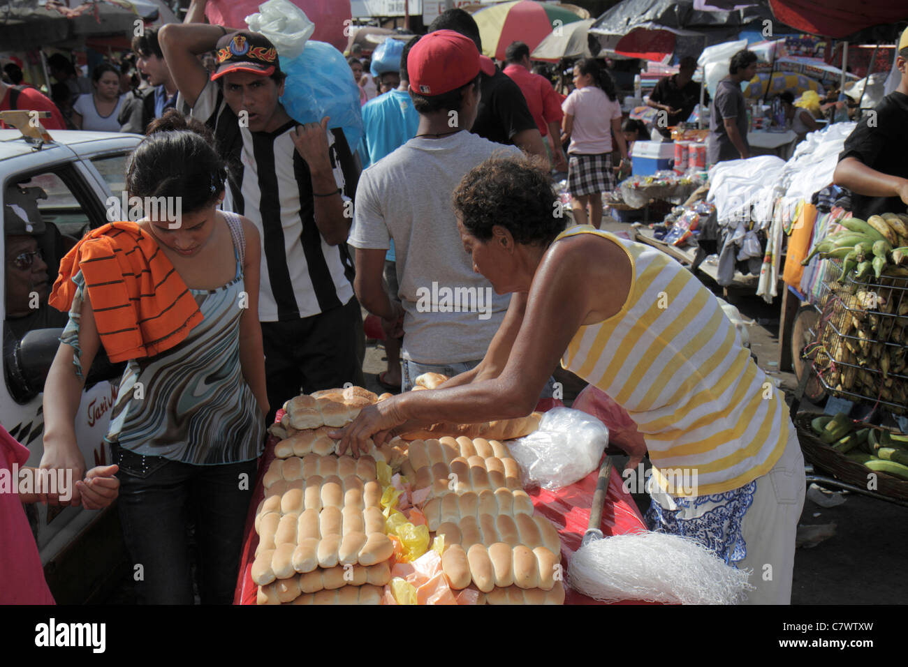 Managua Nicaragua Mercado Oriental flea market marketplace shopping Stock Photo 39291697 Alamy