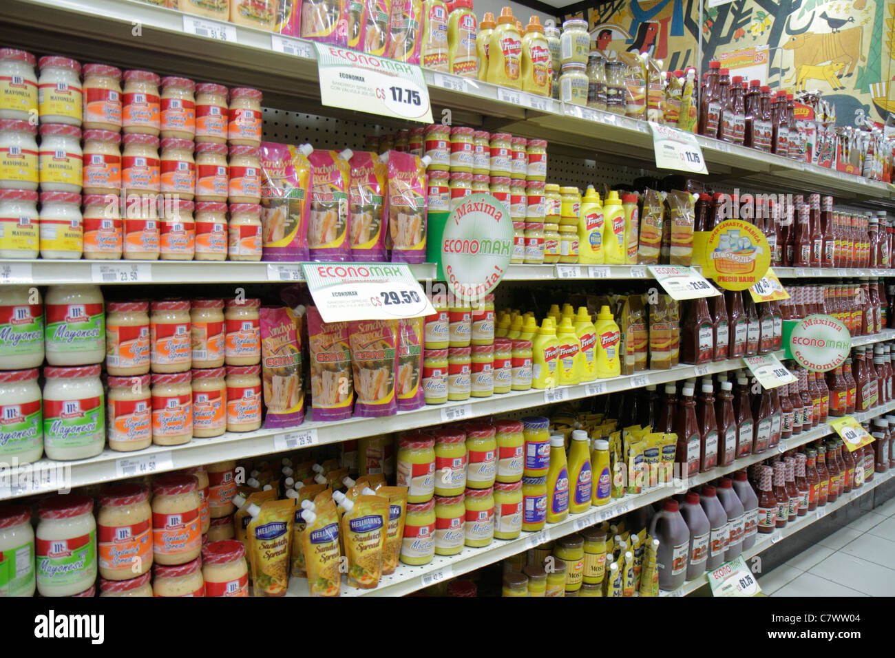 Managua Nicaragua Plaza Espana La Colonia Supermarket grocery store